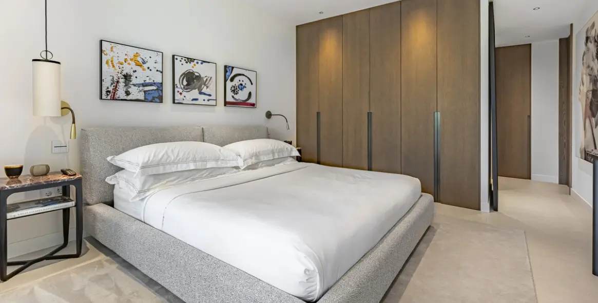 Sale of penthouse duplex in Puerto Banús 41