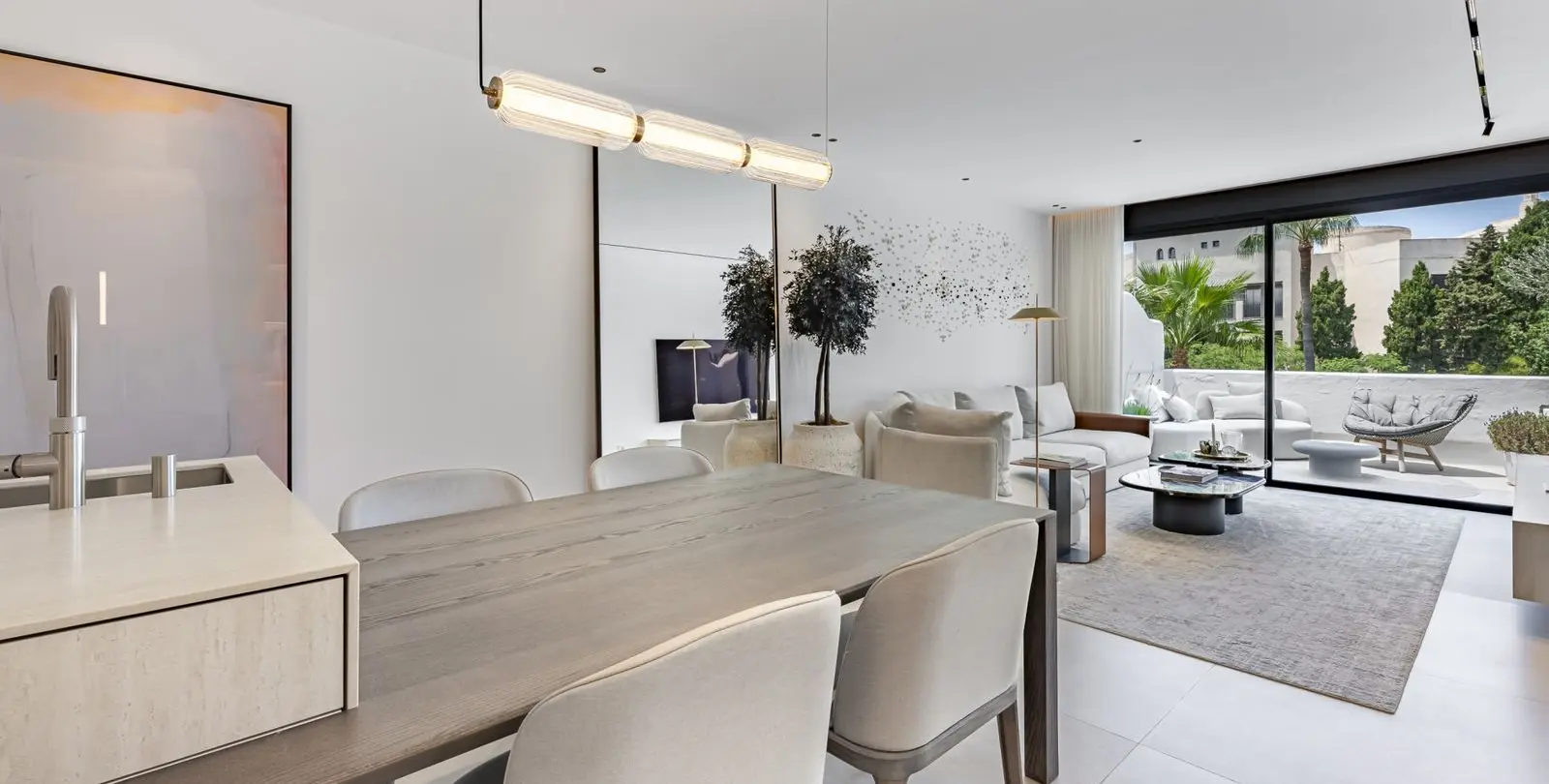 Sale of penthouse duplex in Puerto Banús 37
