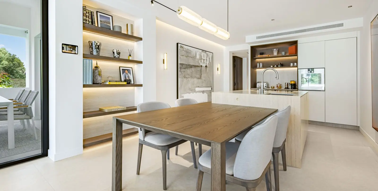 Sale of penthouse duplex in Puerto Banús 40