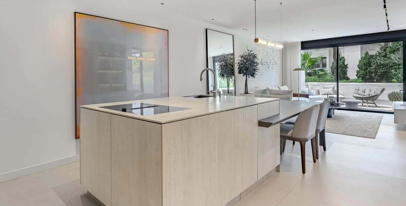Sale of penthouse duplex in Puerto Banús 44