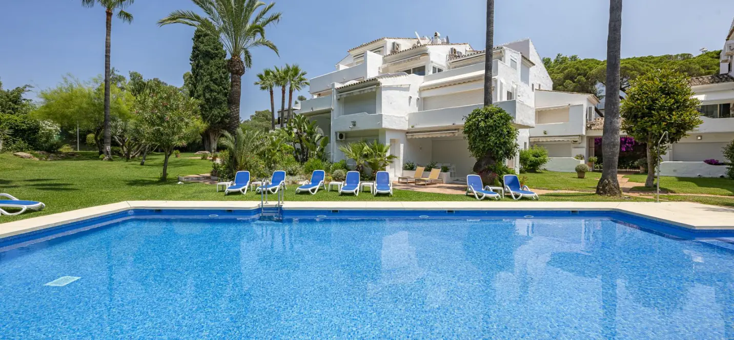 Venta de ático dúplex en Puerto Banús 1