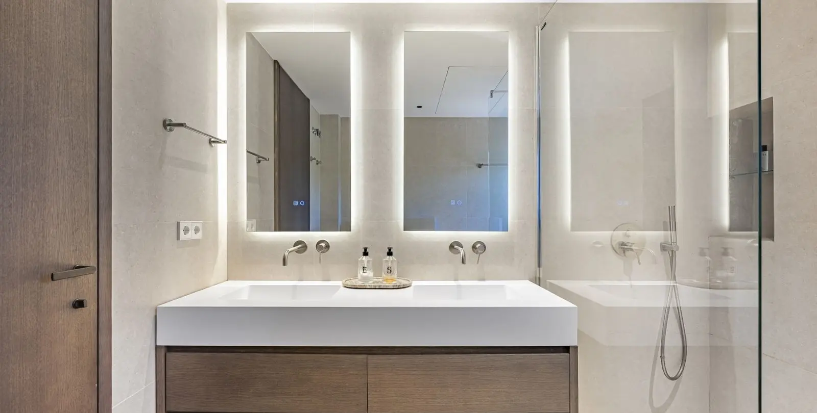Venta de ático dúplex en Puerto Banús 49