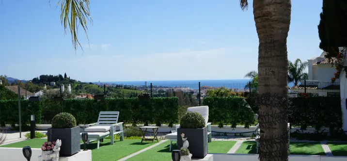 Sale of detached villa in Marbella 0