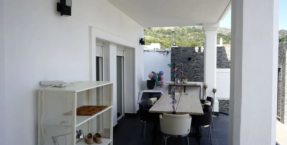 Sale of detached villa in Marbella 23