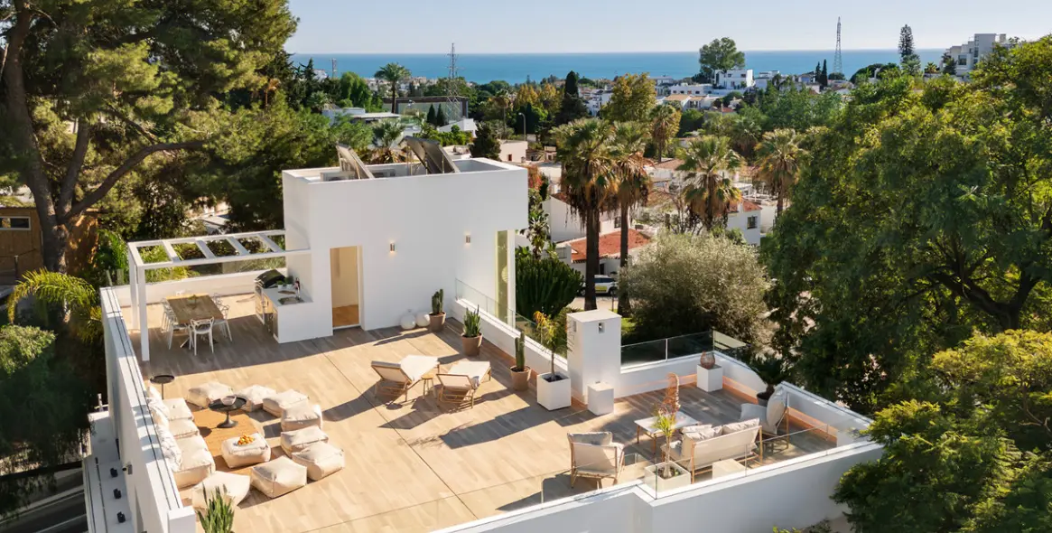 Sale of detached villa in Nueva Andalucía 37