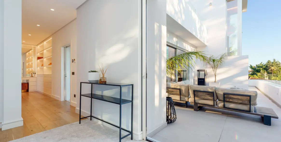 Sale of detached villa in Nueva Andalucía 54