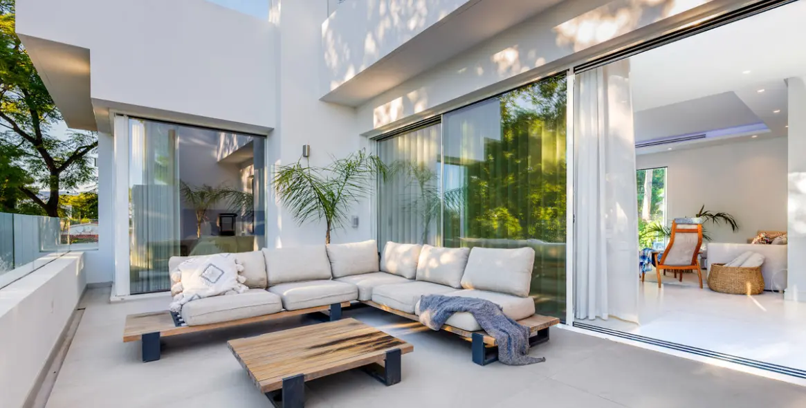 Sale of detached villa in Nueva Andalucía 78
