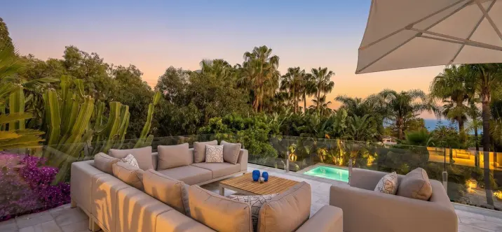 Sale of detached villa in Marbella 3