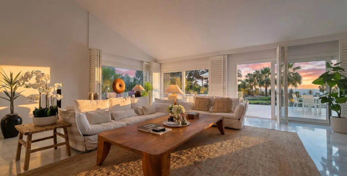 Sale of detached villa in Marbella 6