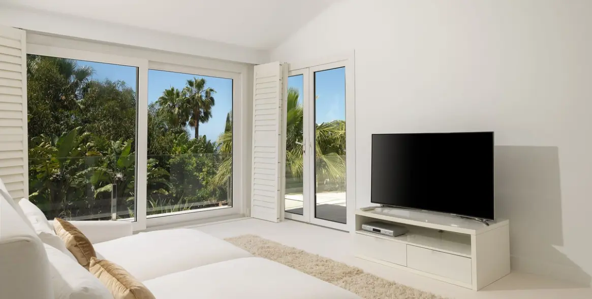 Sale of detached villa in Marbella 31