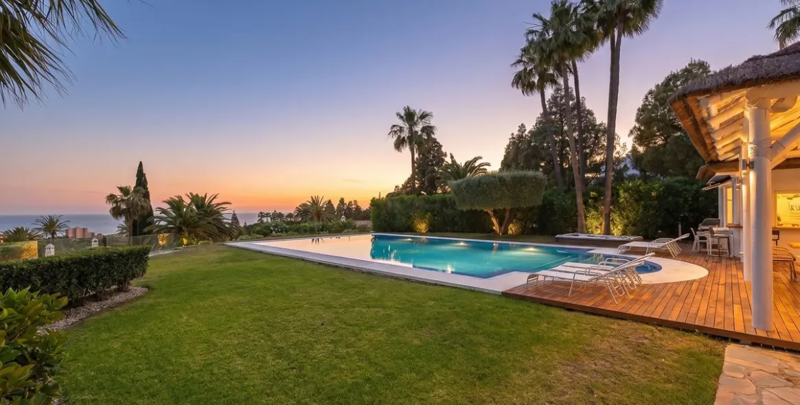 Sale of detached villa in Marbella 64