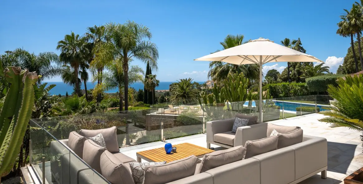 Sale of detached villa in Marbella 74