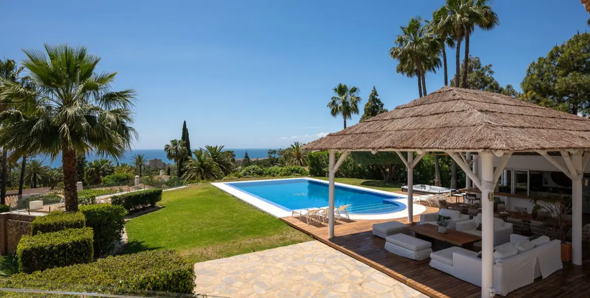Sale of detached villa in Marbella 84