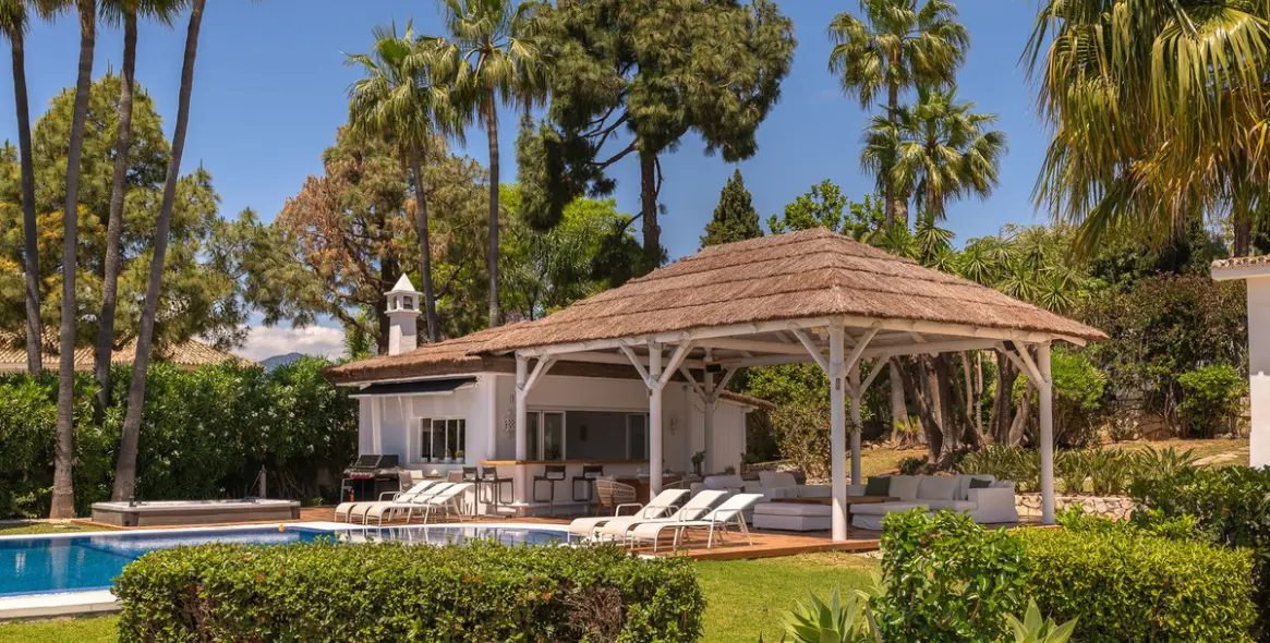 Sale of detached villa in Marbella 136