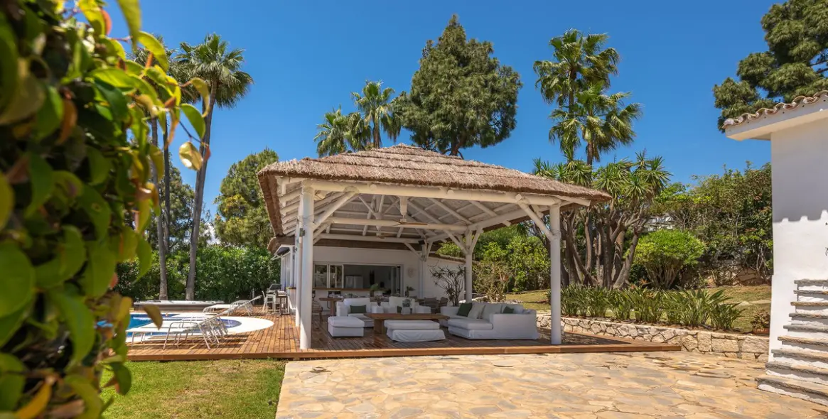 Sale of detached villa in Marbella 146