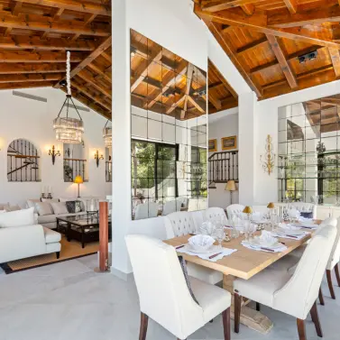 Sale of detached villa in El Madroñal