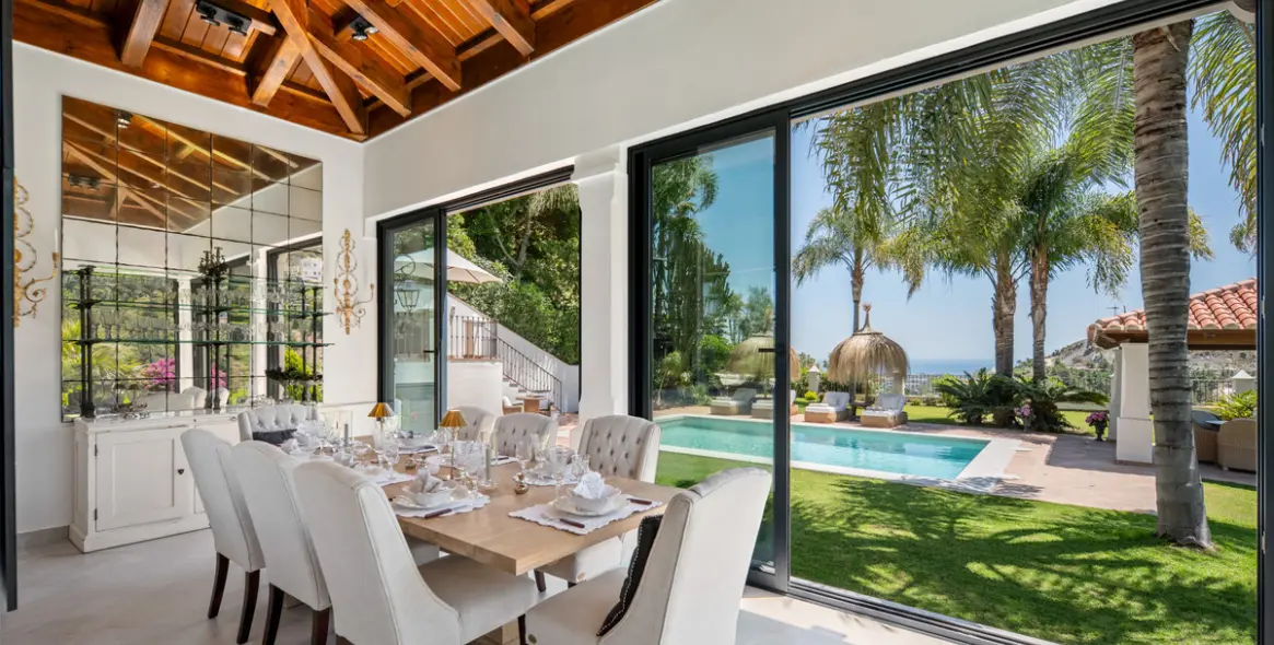 Sale of detached villa in El Madroñal 7
