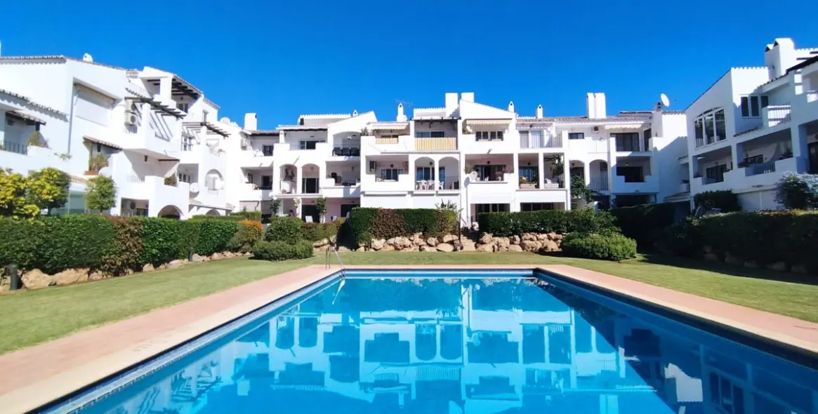 Short-term rent of ground floor apartment in Benamara 1