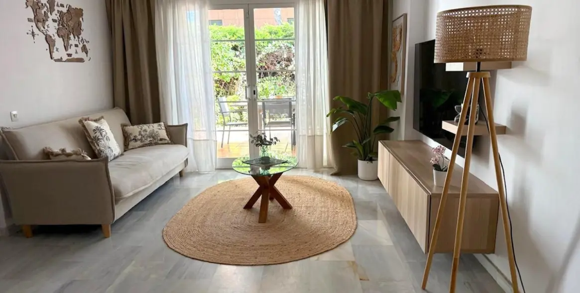 Short-term rent of ground floor apartment in Benamara 2