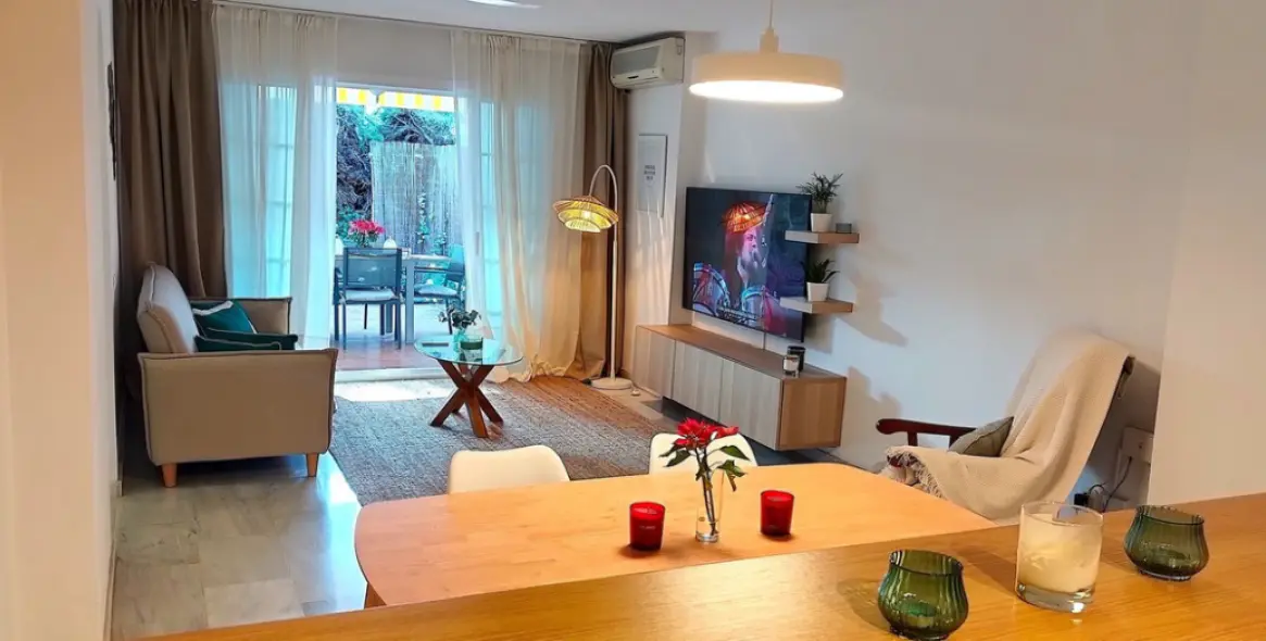 Short-term rent of ground floor apartment in Benamara 31