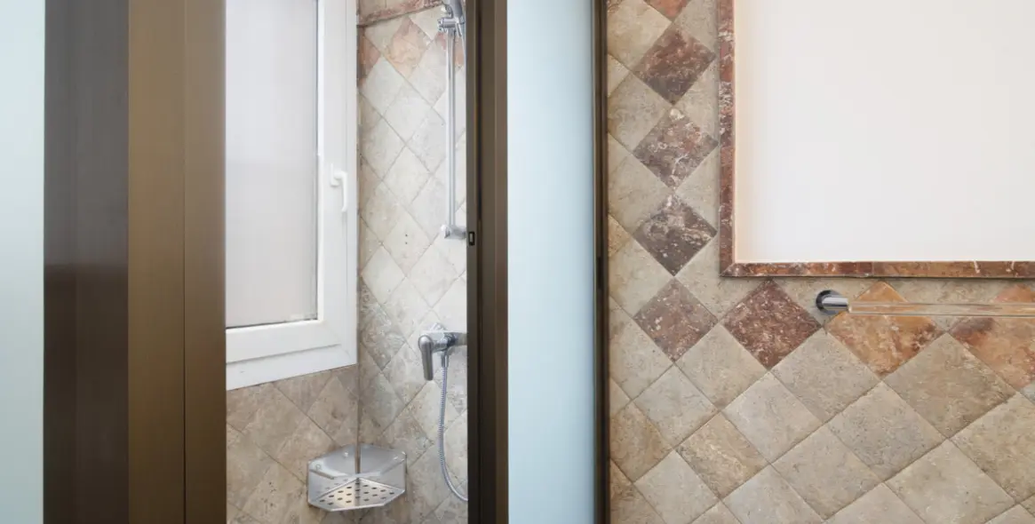 Short-term rent of middle floor apartment in The Golden Mile 29