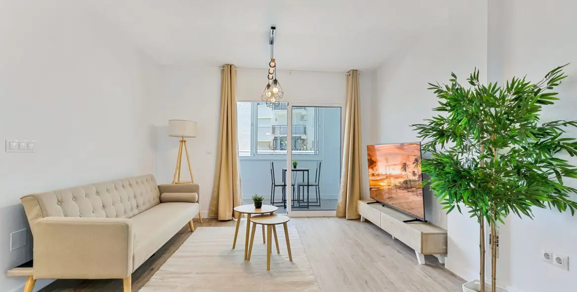 Venta de apartamento en planta media en Fuengirola 1