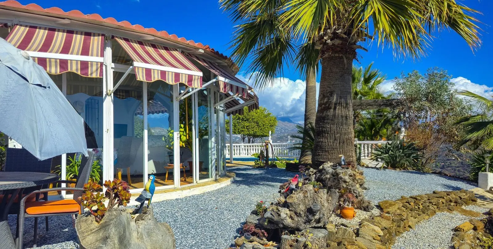 Venta de villa independiente en Arenas 8