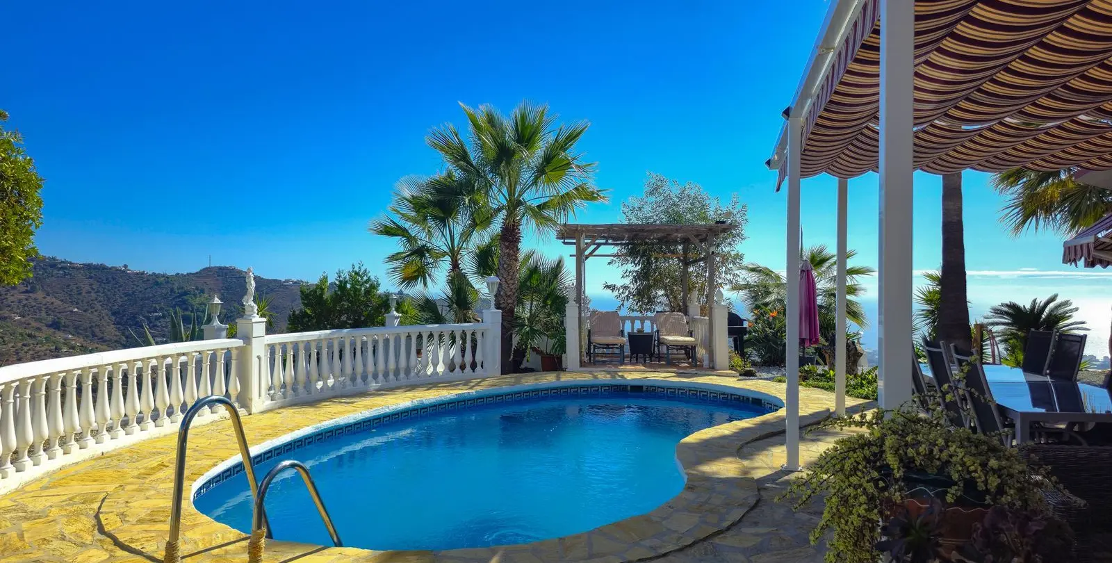 Venta de villa independiente en Arenas 37