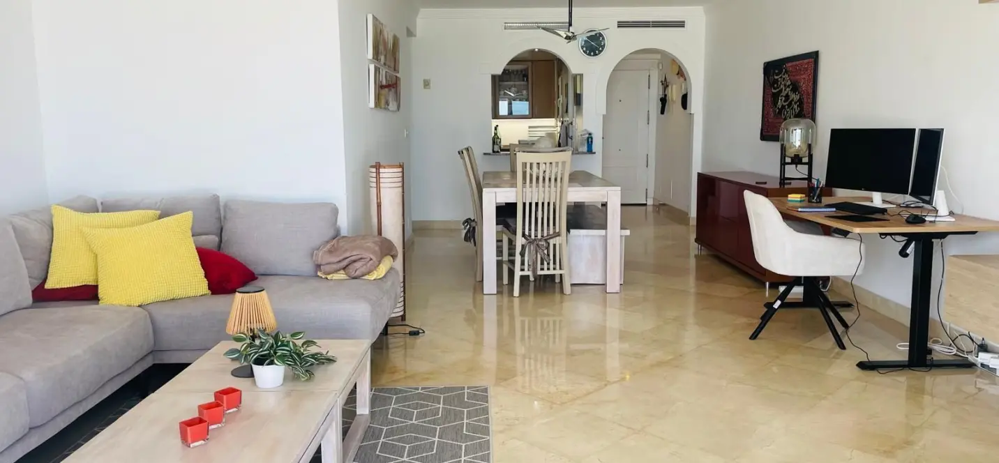 Sale of ground floor apartment in Estepona 3