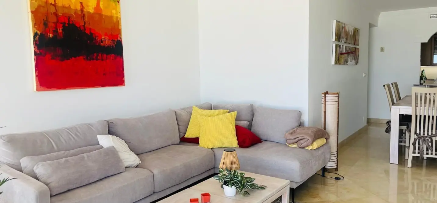 Sale of ground floor apartment in Estepona 4