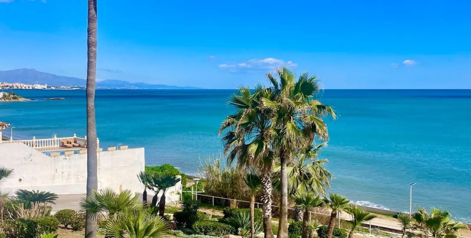 Продажа апартаментов на первом этаже в Estepona 29