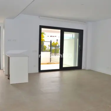 Venta de apartamento en planta baja en Estepona