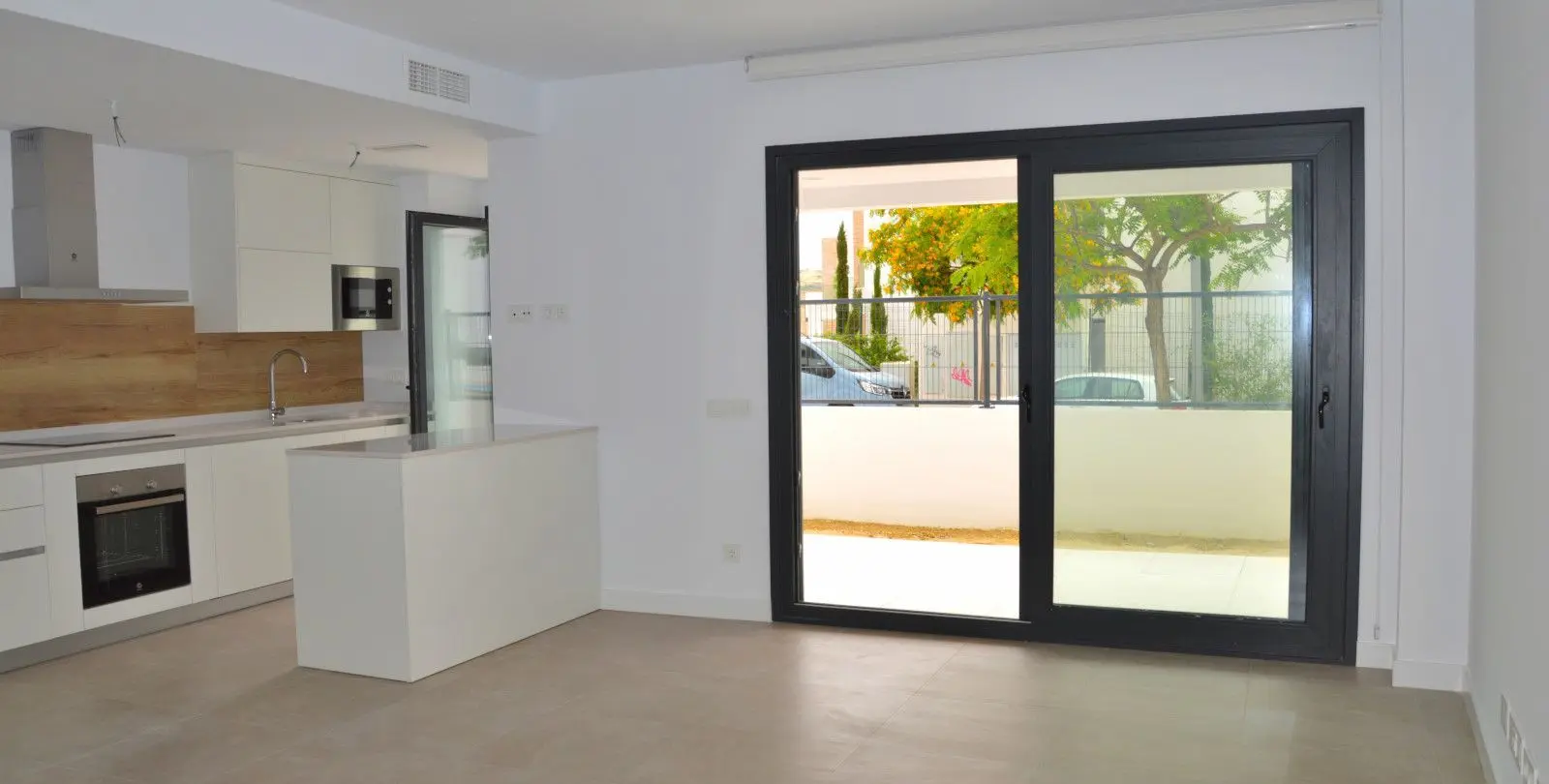 Sale of ground floor apartment in Estepona 5