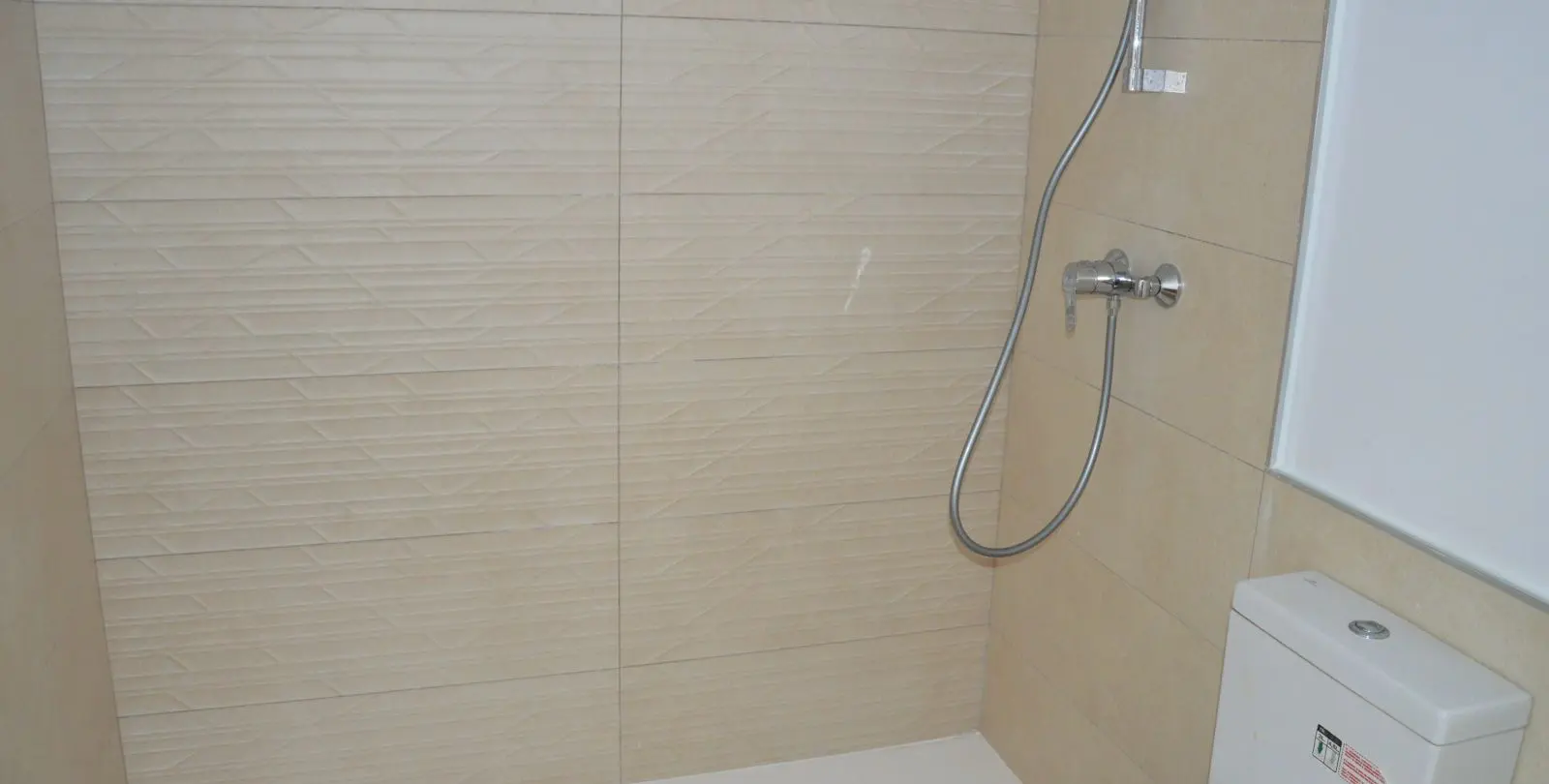 Sale of ground floor apartment in Estepona 15