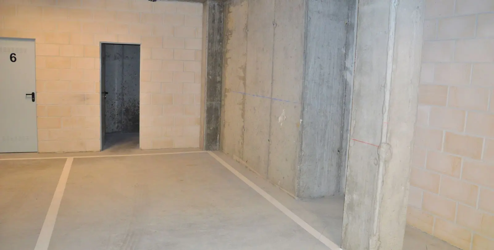 Sale of ground floor apartment in Estepona 21