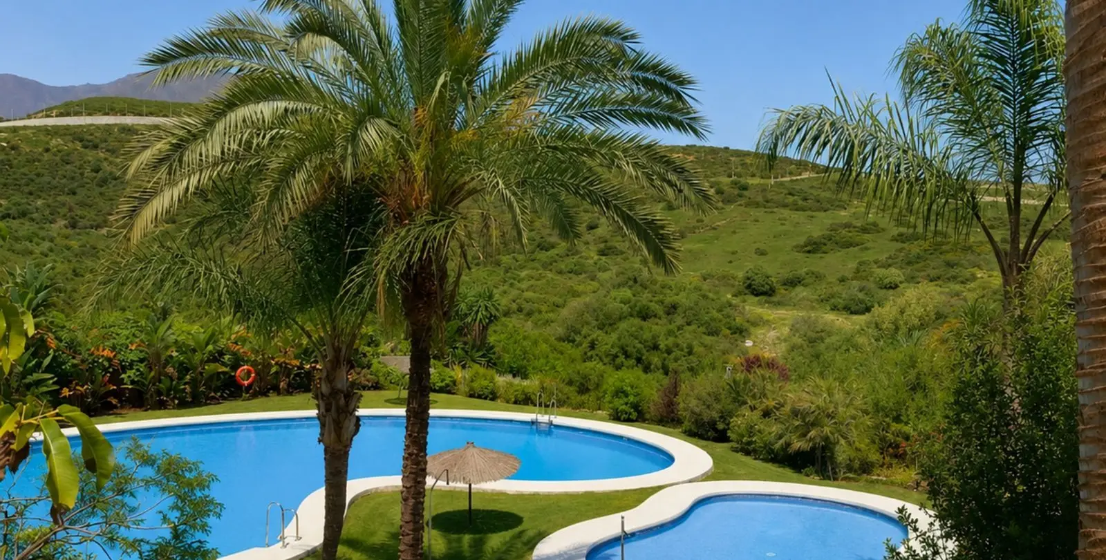 Venta de ático dúplex en Casares 23