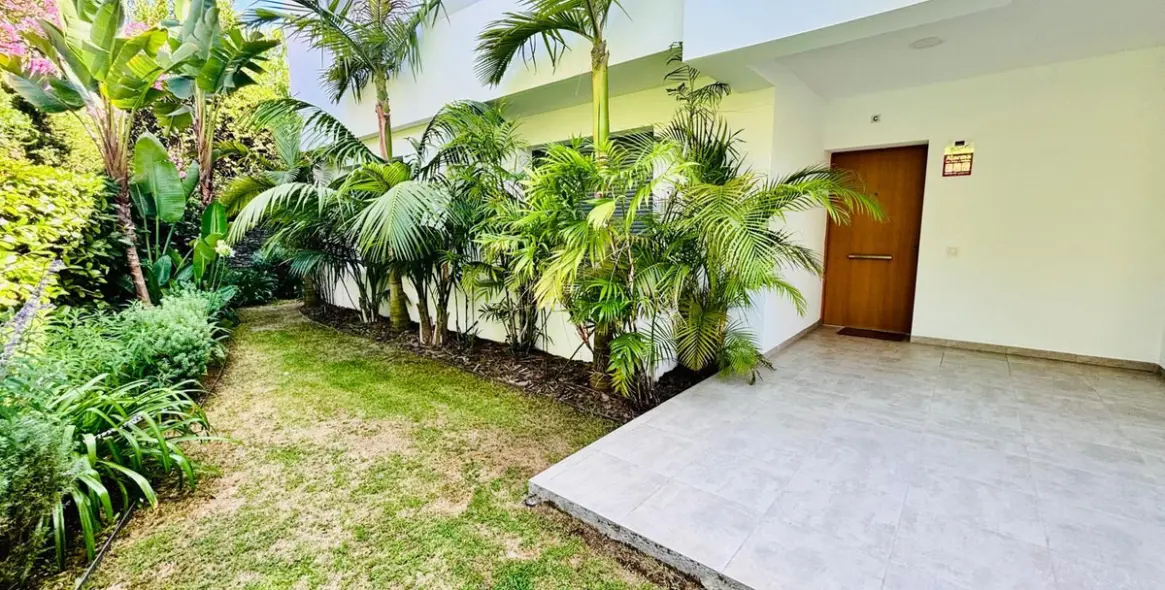 Sale of ground floor apartment in Casares 5