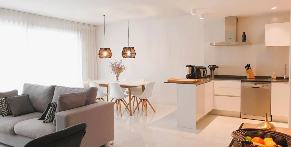 Sale of ground floor apartment in Casares 6