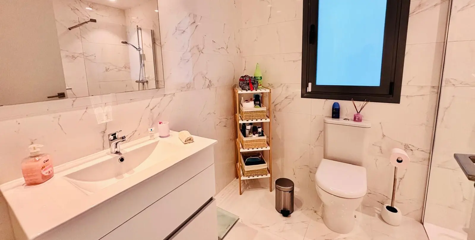 Venta de apartamento en planta baja en Casares 16