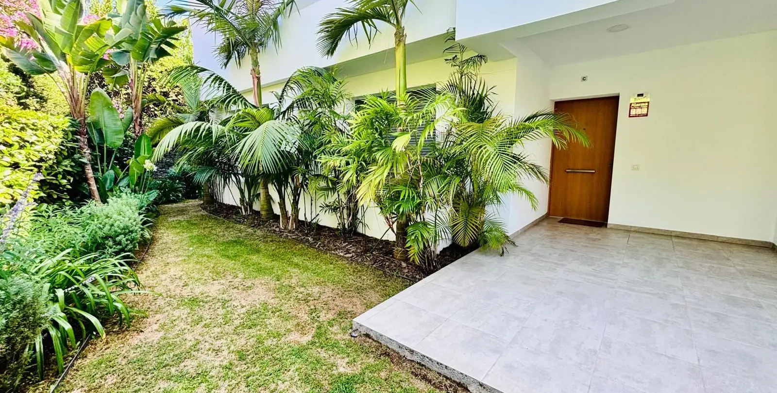 Venta de apartamento en planta baja en Casares 18