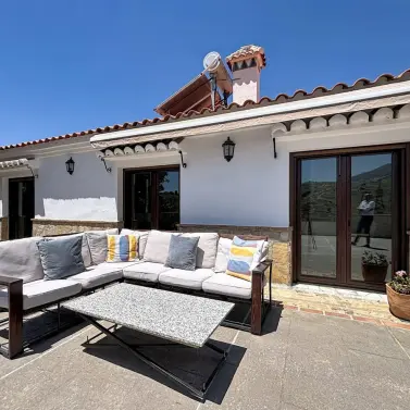 Venta de villa independiente en Canillas de Aceituno