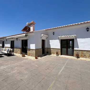 Venta de villa independiente en Canillas de Aceituno