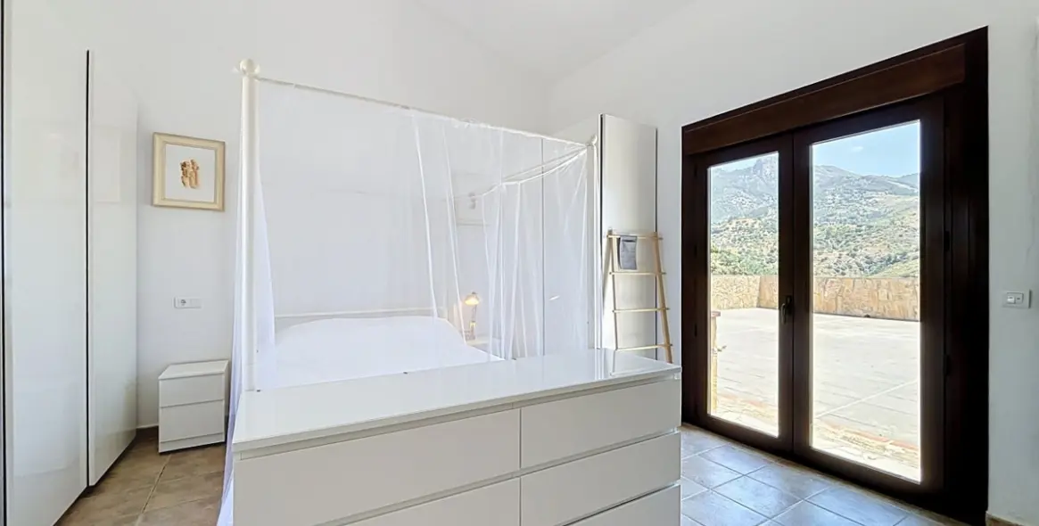 Venta de villa independiente en Canillas de Aceituno 14
