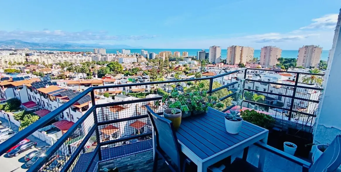 Продажа двухуровневого пентхауса в Torremolinos 3
