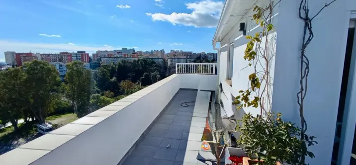 Продажа двухуровневого пентхауса в Torremolinos 3