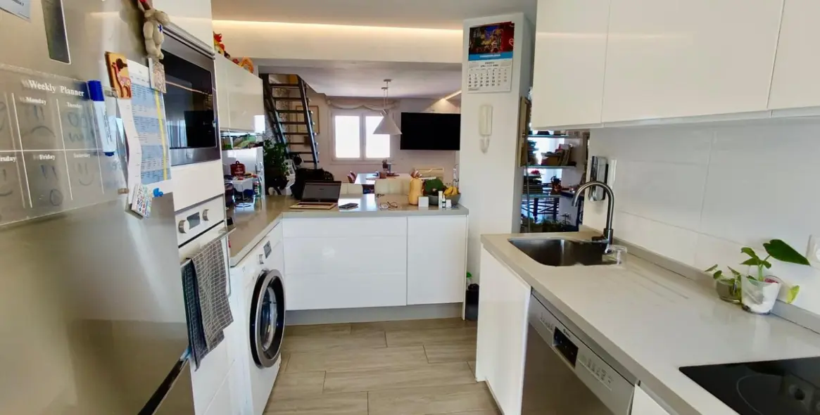 Продажа двухуровневого пентхауса в Torremolinos 18