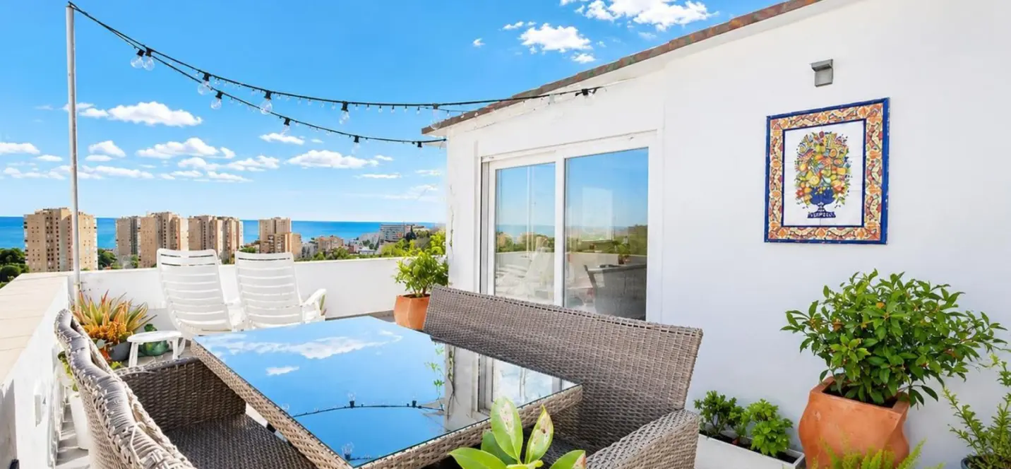 Sale of penthouse duplex in Torremolinos 1