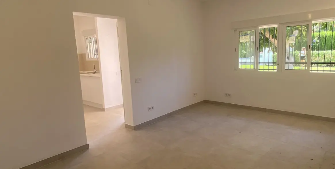 Продажа таунхауса в Cortijo Blanco 8
