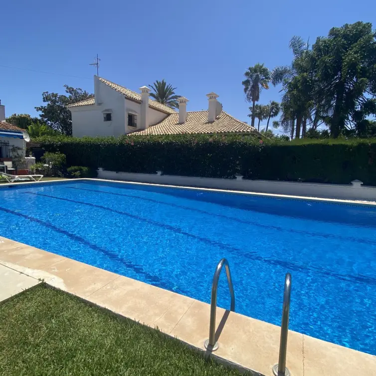 Venta de adosado en Cortijo Blanco