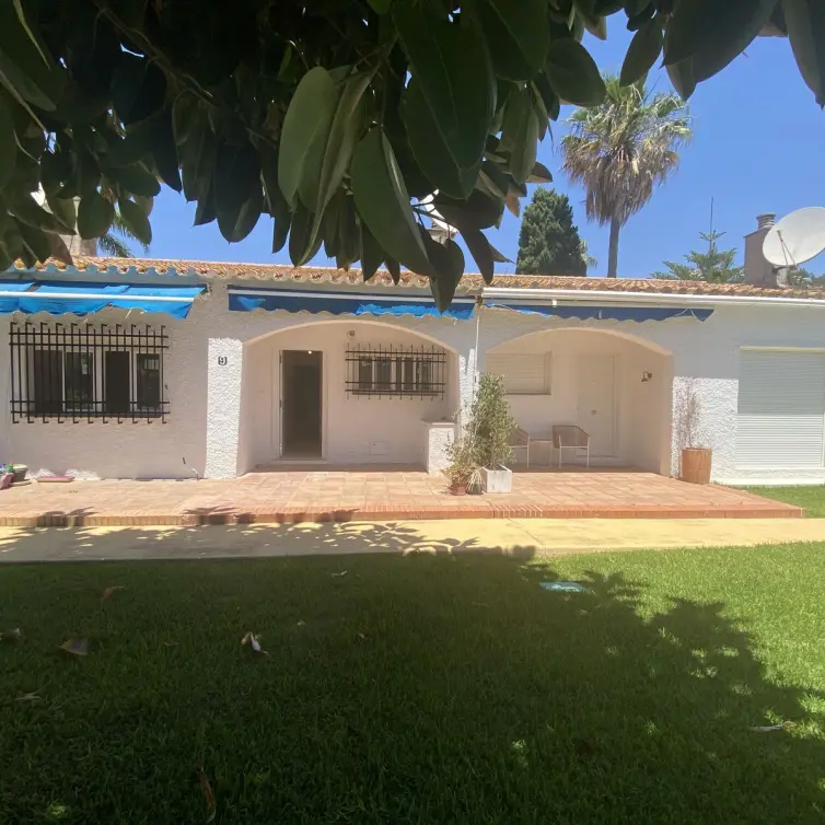 Venta de adosado en Cortijo Blanco